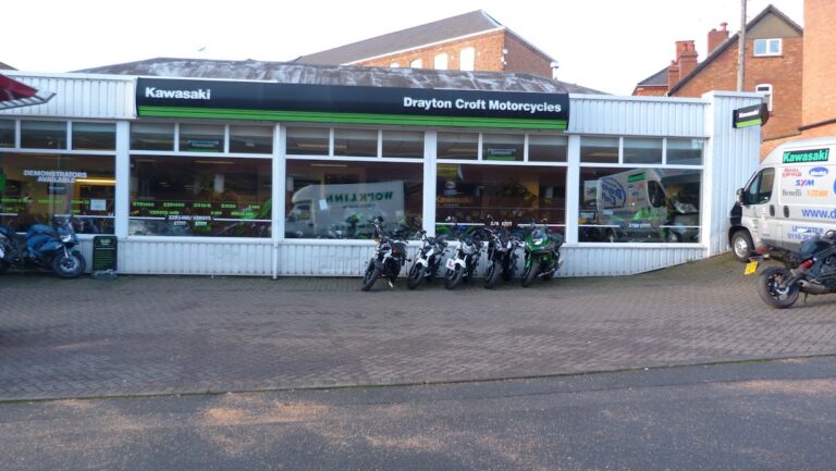 photo.html 165 768x433