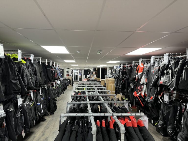 photo.html 176 768x576