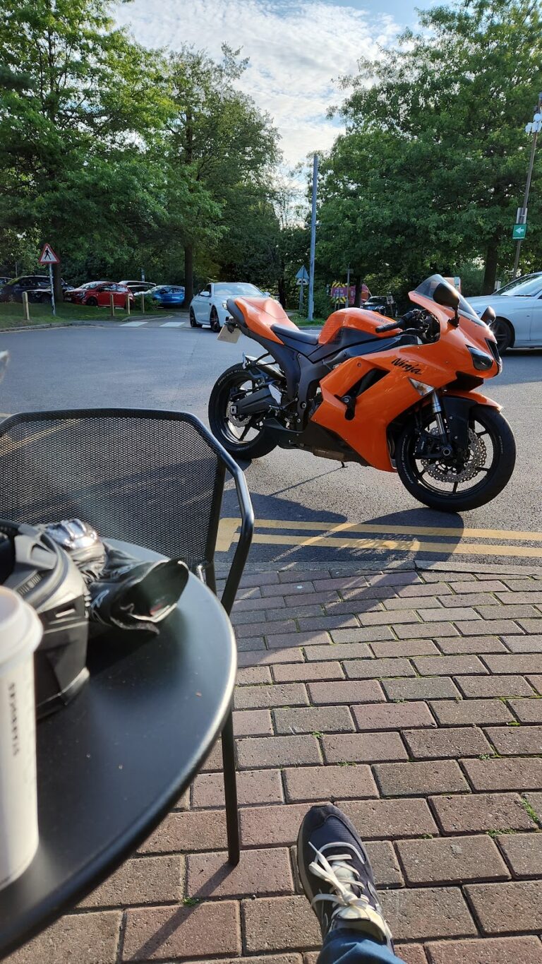 photo.html 180 768x1365