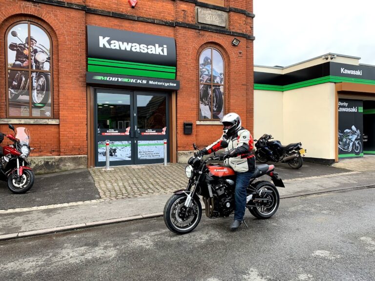 photo.html 235 768x576