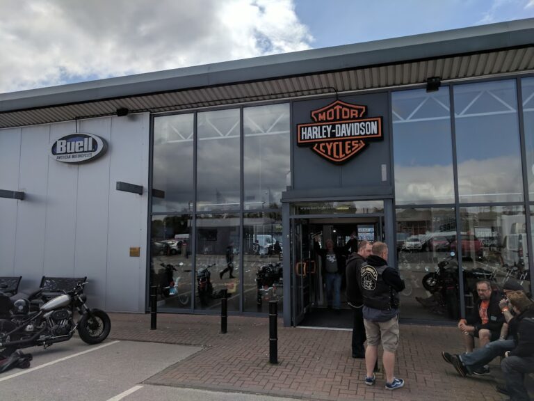 photo.html 285 768x576