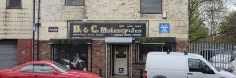 photo.html 365 768x256