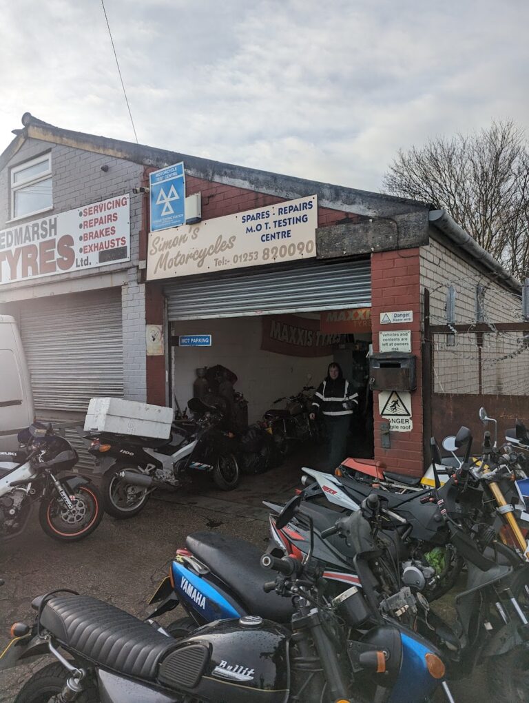 photo.html 410 768x1020