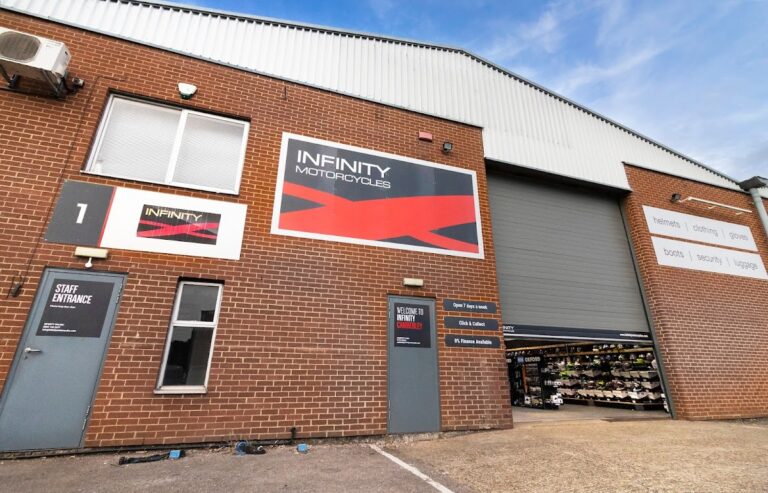 photo.html 451 768x493