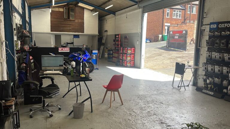 photo.html 90 768x432